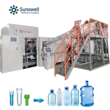 Ligne de production d'eau complète de machine de remplissage d'eau combiblock de capsulage de remplissage de soufflage entièrement automatique